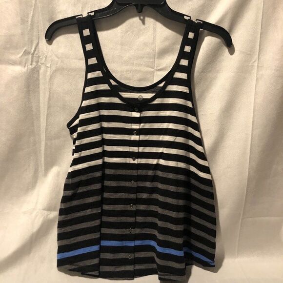 SO Women Juniors Size M Relaxed black/gray/white Striped Sleeveless Tank Top.  C - Picture 1 of 4
